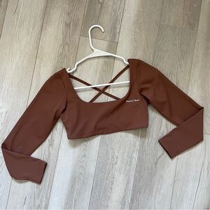 Peachy Bunz Strappy Backless Cropped Long Sleeve Workout Top Brown (Large) gym